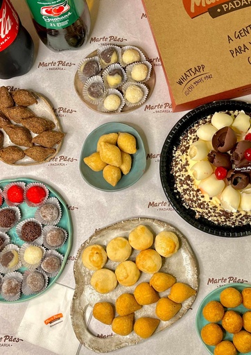 [94148/8] Kit Festa 3 - Para 30 pessoas